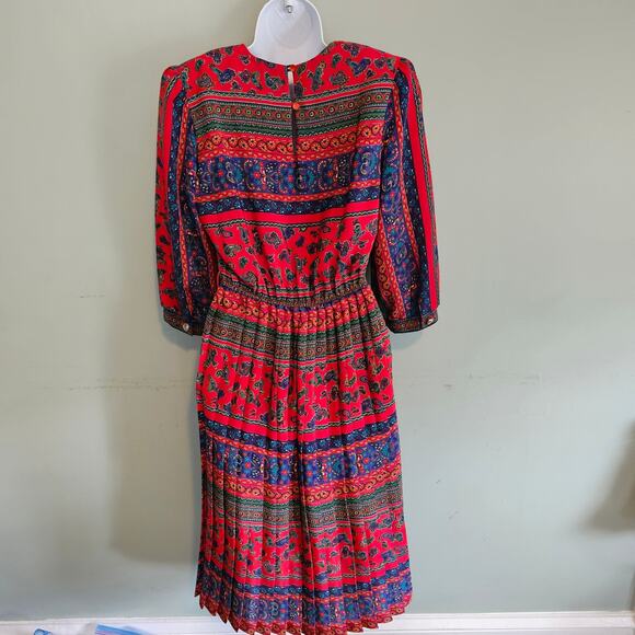 Vintage Lady Carol Red Paisley Pleated Dress Size 10 - Picture 2 of 8